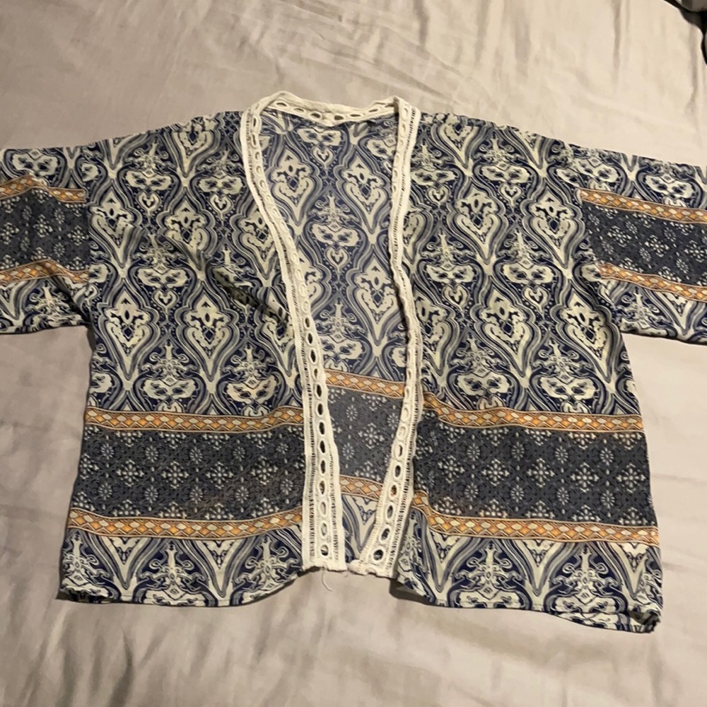 💰SALE!💰 Charlotte Russe cover blouse